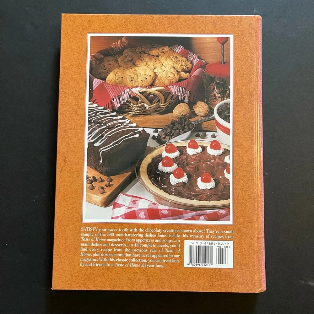 VTG 1998 Taste Of Home Annual Recipes, Hardcover Cookbook